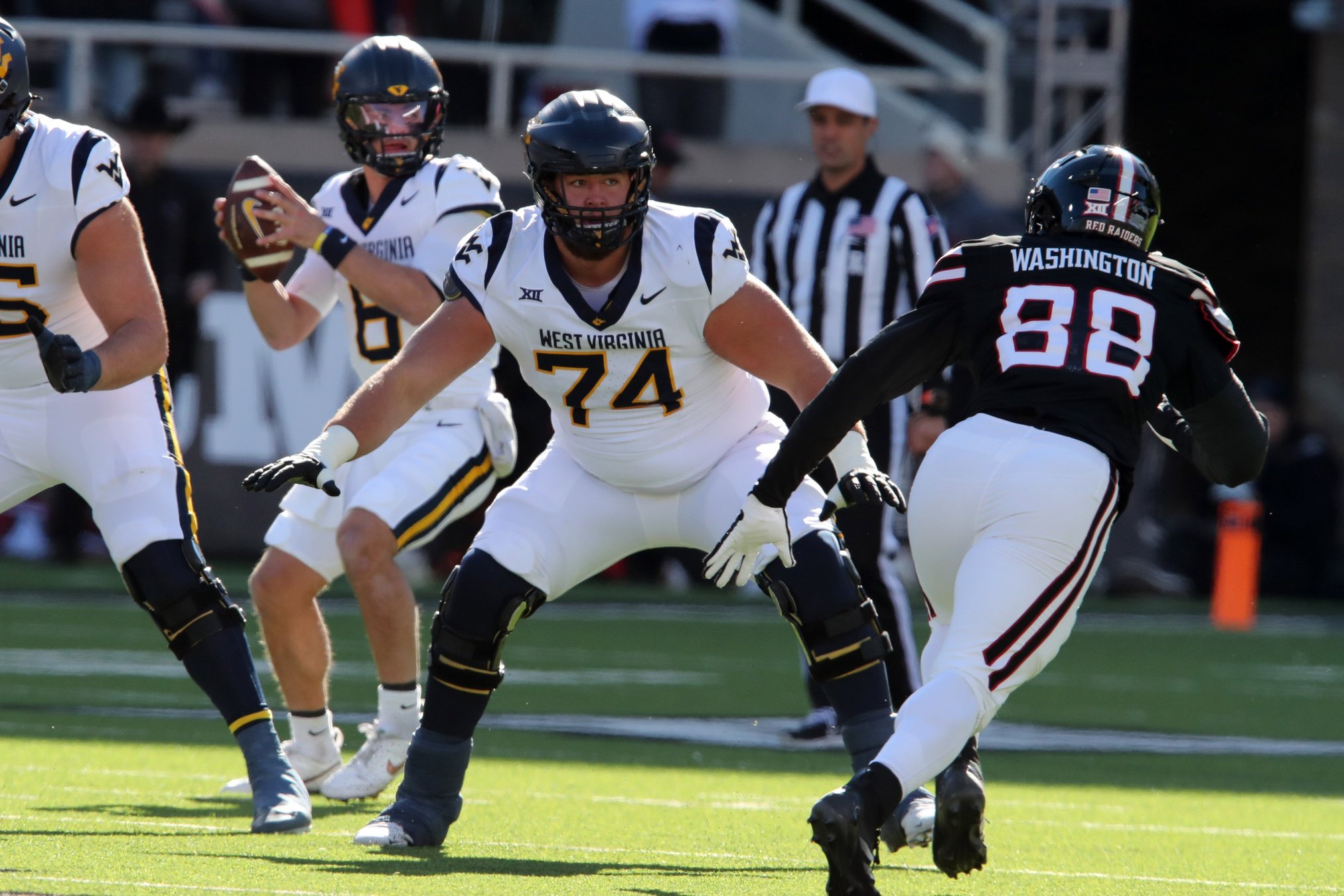Jets mock draft prospect Wyatt Millum, OT, West Virginia
